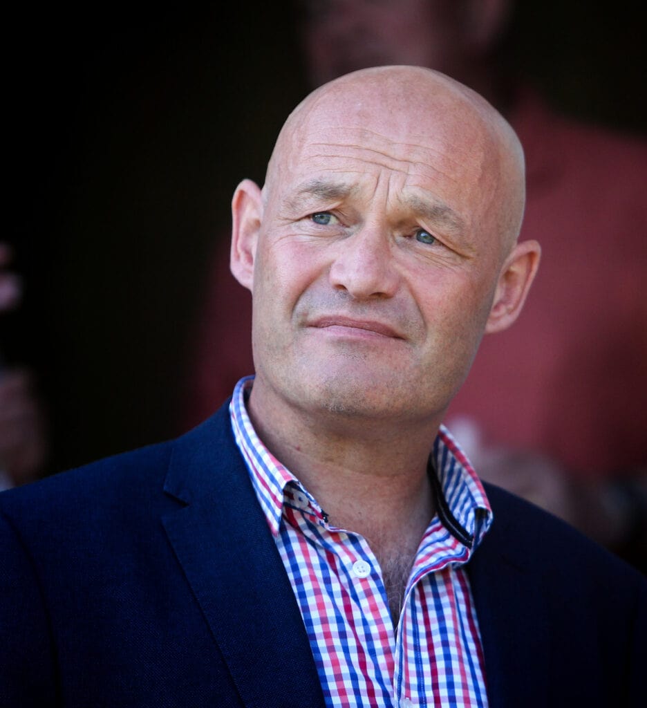Dan Harrison 6