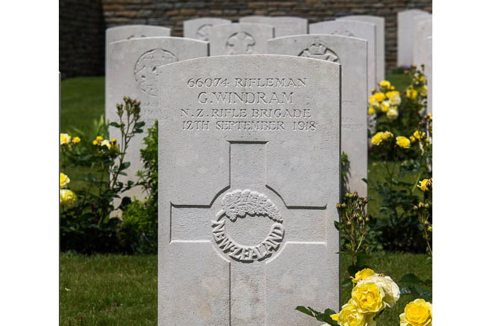 Grave Website